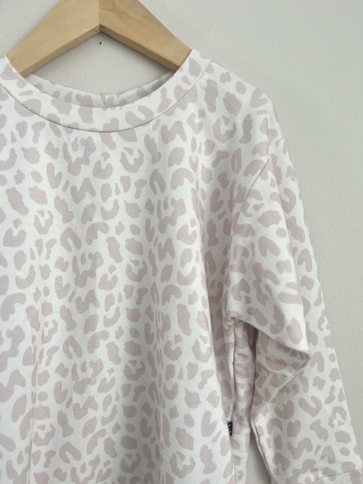 Lennox Drop Sleeve Sweatshirt - Animal Print